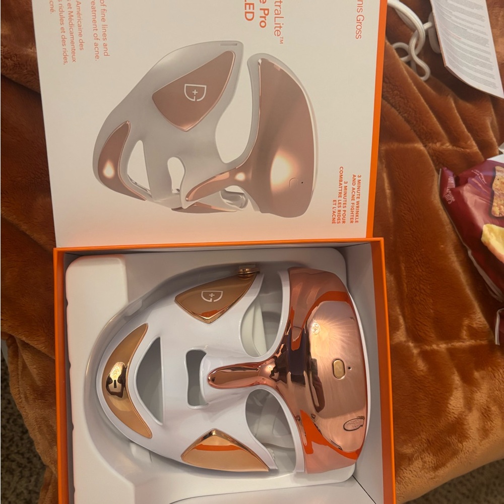 Dr. Dennis Gross light mask